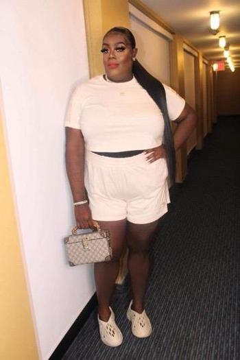 9295625598, transgender escort, Long Island